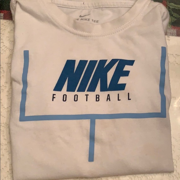 Nike t shirts - Picture 2 of 6